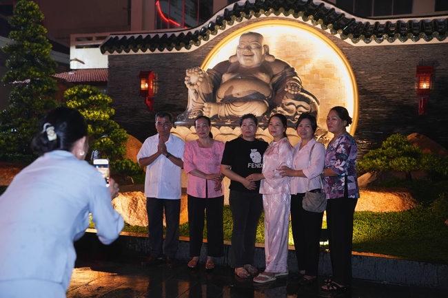LỄ CẦU NGUYỆN QUỐC THỚI DÂN AN TRONG HAI NGÀY AN TRÍ TÔN TƯỢNG ĐỨC PHẬT BỔN SƯ THÍCH CA MÂU NI | CHÙA HOẰNG PHÁP.