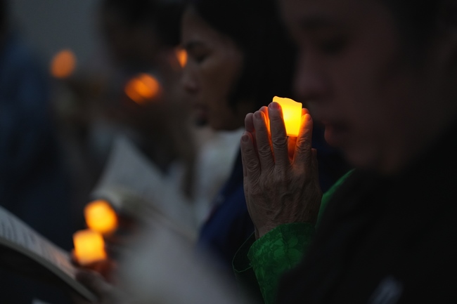 LỄ CẦU NGUYỆN QUỐC THỚI DÂN AN TRONG HAI NGÀY AN TRÍ TÔN TƯỢNG ĐỨC PHẬT BỔN SƯ THÍCH CA MÂU NI | CHÙA HOẰNG PHÁP.