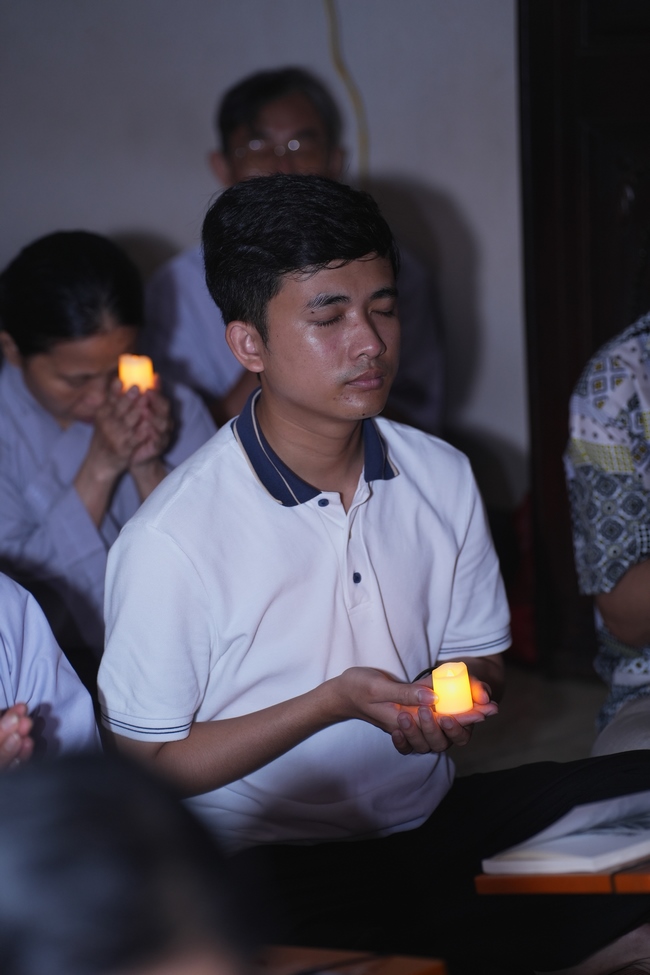 LỄ CẦU NGUYỆN QUỐC THỚI DÂN AN TRONG HAI NGÀY AN TRÍ TÔN TƯỢNG ĐỨC PHẬT BỔN SƯ THÍCH CA MÂU NI | CHÙA HOẰNG PHÁP.