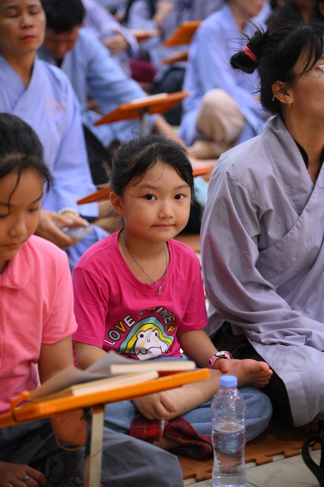 LỄ CẦU NGUYỆN QUỐC THỚI DÂN AN TRONG HAI NGÀY AN TRÍ TÔN TƯỢNG ĐỨC PHẬT BỔN SƯ THÍCH CA MÂU NI | CHÙA HOẰNG PHÁP.
