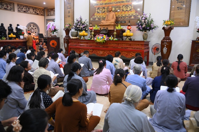 LỄ CẦU NGUYỆN QUỐC THỚI DÂN AN TRONG HAI NGÀY AN TRÍ TÔN TƯỢNG ĐỨC PHẬT BỔN SƯ THÍCH CA MÂU NI | CHÙA HOẰNG PHÁP.