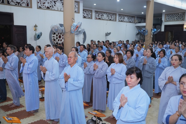 LỄ CẦU NGUYỆN QUỐC THỚI DÂN AN TRONG HAI NGÀY AN TRÍ TÔN TƯỢNG ĐỨC PHẬT BỔN SƯ THÍCH CA MÂU NI | CHÙA HOẰNG PHÁP.