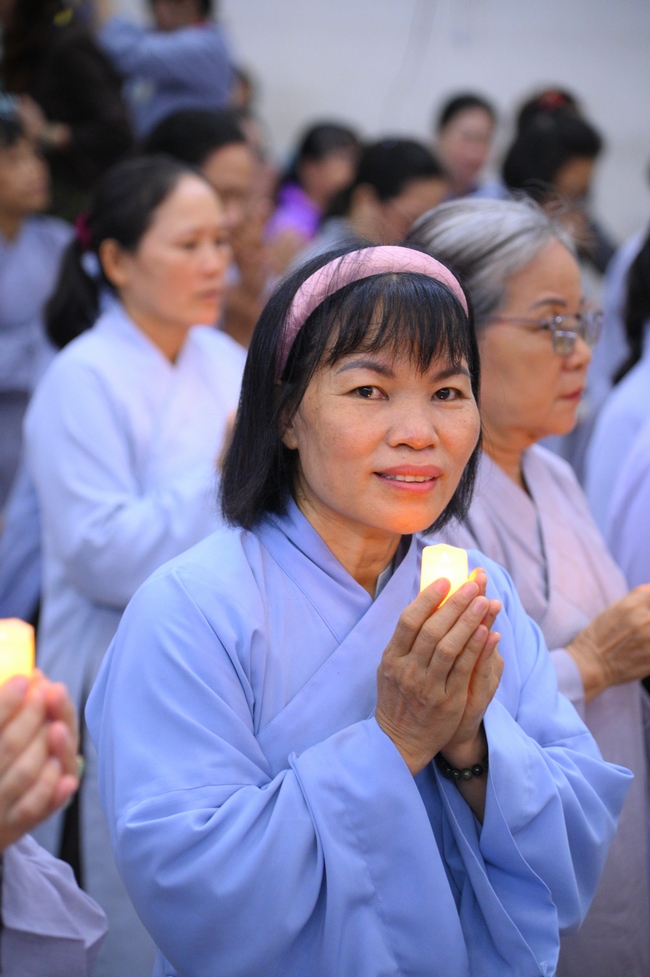 LỄ CẦU NGUYỆN QUỐC THỚI DÂN AN TRONG HAI NGÀY AN TRÍ TÔN TƯỢNG ĐỨC PHẬT BỔN SƯ THÍCH CA MÂU NI | CHÙA HOẰNG PHÁP.
