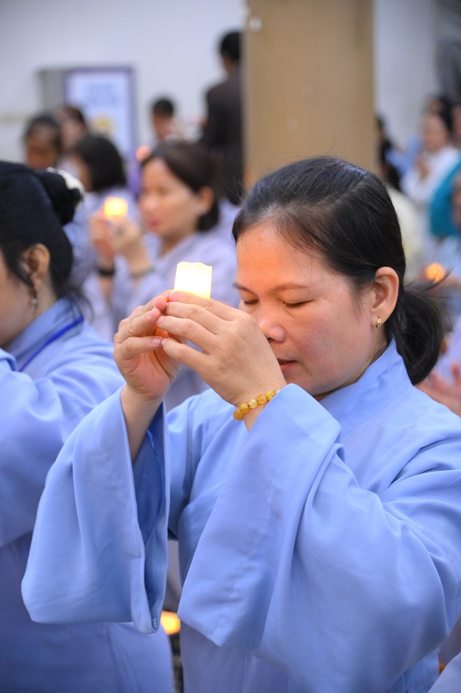 LỄ CẦU NGUYỆN QUỐC THỚI DÂN AN TRONG HAI NGÀY AN TRÍ TÔN TƯỢNG ĐỨC PHẬT BỔN SƯ THÍCH CA MÂU NI | CHÙA HOẰNG PHÁP.