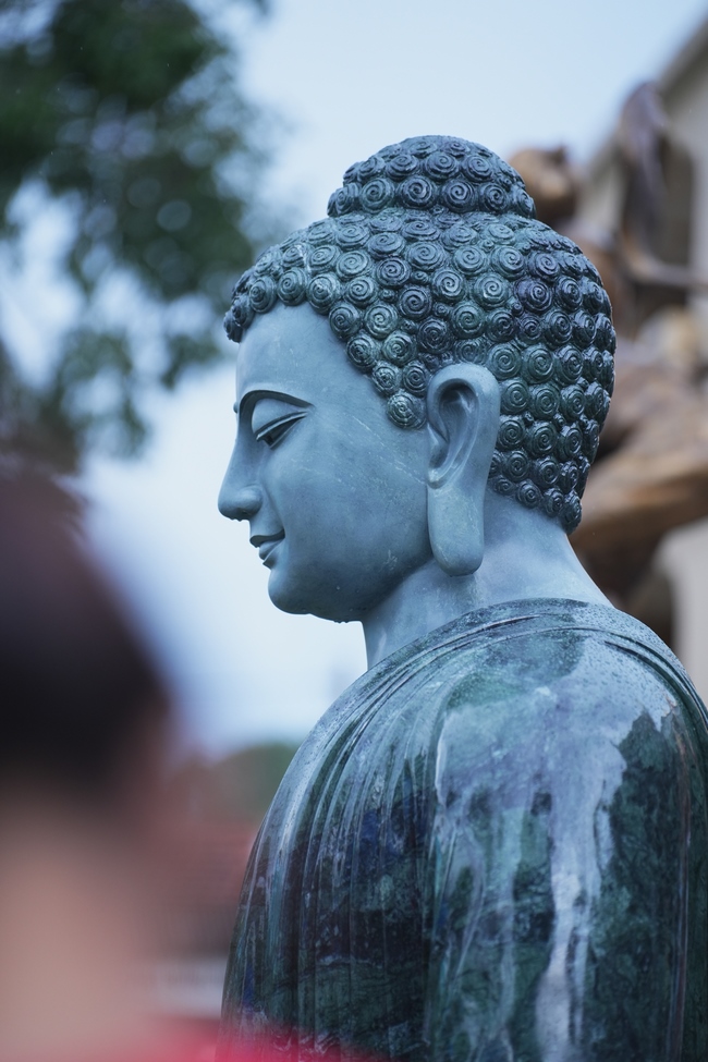 CHƯƠNG TRÌNH CA NHẠC “TOẢ ÁNH ĐẠO VÀNG” – CHÀO MỪNG SỰ KIỆN CHIÊM BÁI TÔN TƯỢNG AN TRÍ 02 NGÀY TẠI CHÙA HOẰNG PHÁP.