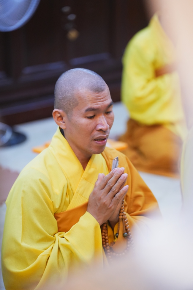 CHƯƠNG TRÌNH CA NHẠC “TOẢ ÁNH ĐẠO VÀNG” – CHÀO MỪNG SỰ KIỆN CHIÊM BÁI TÔN TƯỢNG AN TRÍ 02 NGÀY TẠI CHÙA HOẰNG PHÁP.
