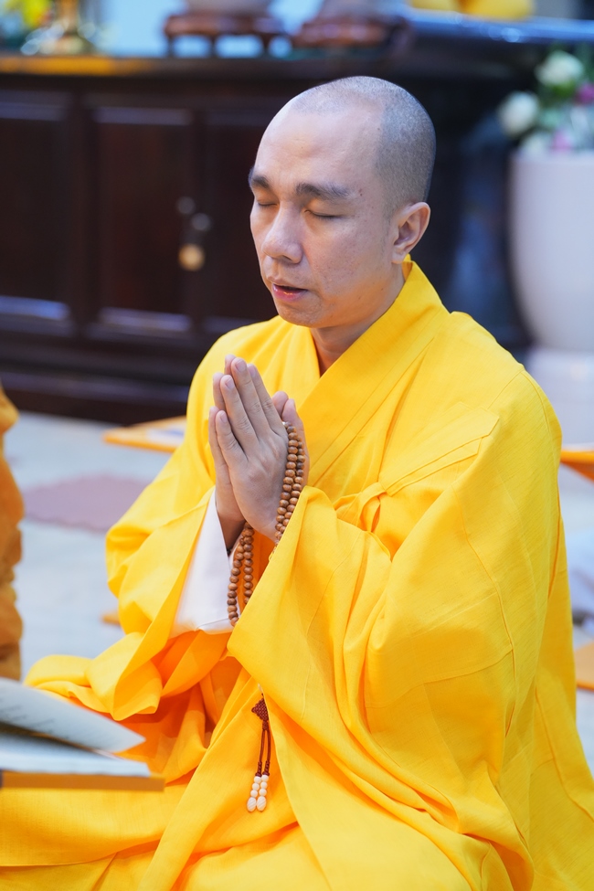 CHƯƠNG TRÌNH CA NHẠC “TOẢ ÁNH ĐẠO VÀNG” – CHÀO MỪNG SỰ KIỆN CHIÊM BÁI TÔN TƯỢNG AN TRÍ 02 NGÀY TẠI CHÙA HOẰNG PHÁP.