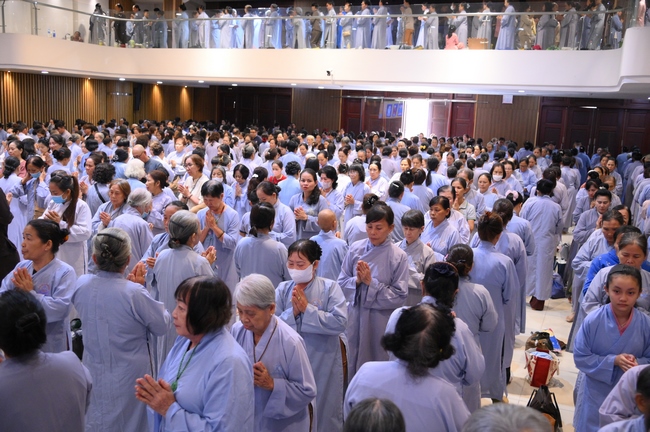 KHÓA TU NIỆM PHẬT MỘT NGÀY | CHÙA HOẰNG PHÁP.