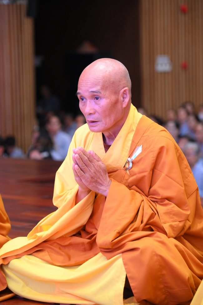 KHÓA TU NIỆM PHẬT MỘT NGÀY | CHÙA HOẰNG PHÁP.