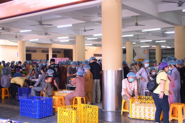 KHÓA TU NIỆM PHẬT MỘT NGÀY | CHÙA HOẰNG PHÁP.