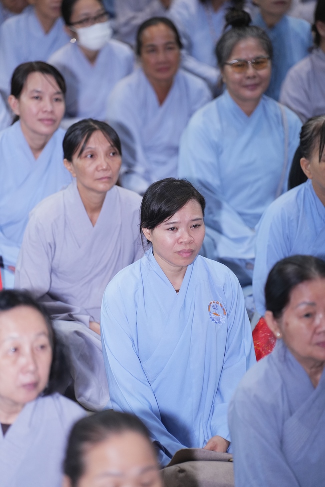 KHÓA TU NIỆM PHẬT MỘT NGÀY | CHÙA HOẰNG PHÁP.