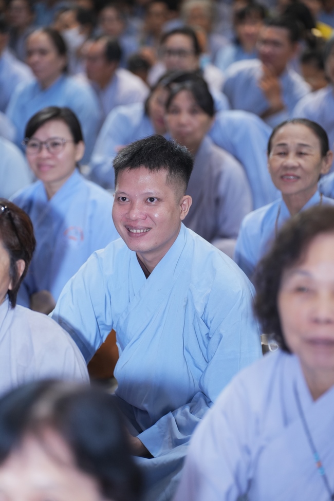 KHÓA TU NIỆM PHẬT MỘT NGÀY | CHÙA HOẰNG PHÁP.