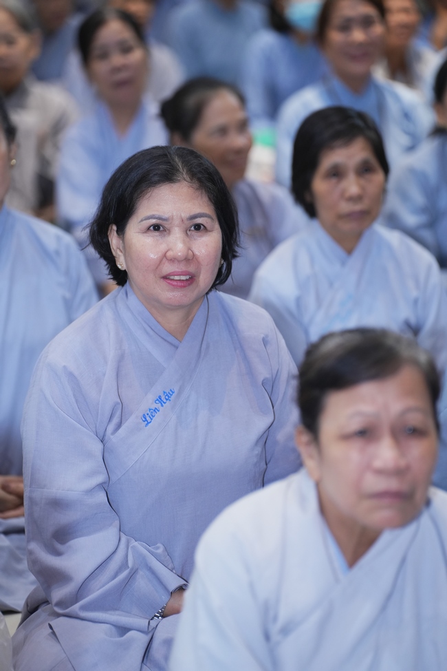KHÓA TU NIỆM PHẬT MỘT NGÀY | CHÙA HOẰNG PHÁP.