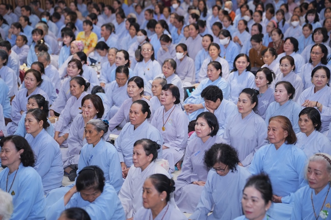 KHÓA TU NIỆM PHẬT MỘT NGÀY | CHÙA HOẰNG PHÁP.