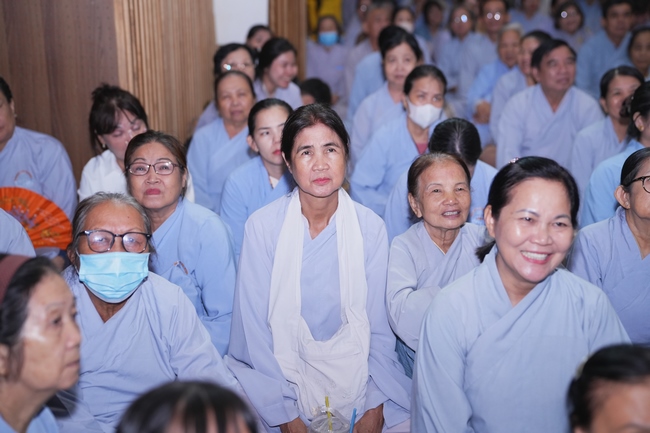 KHÓA TU NIỆM PHẬT MỘT NGÀY | CHÙA HOẰNG PHÁP.
