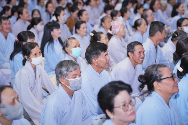 KHÓA TU NIỆM PHẬT MỘT NGÀY | CHÙA HOẰNG PHÁP.