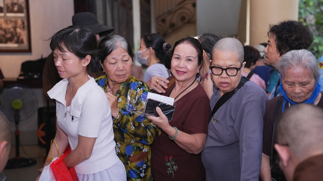 Khai khóa Khóa Tu Phật Thất lần thứ 109.