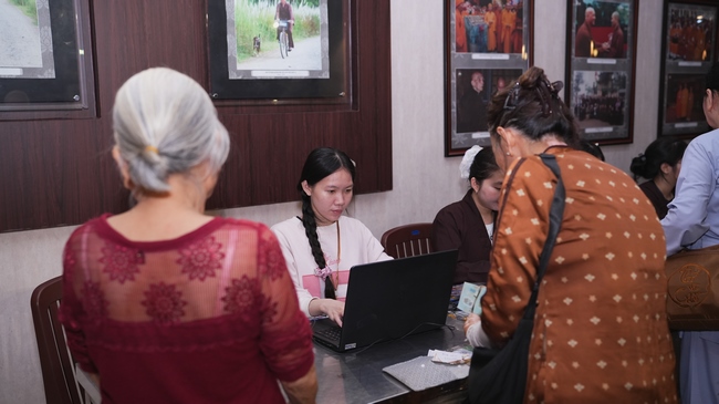 Khai khóa Khóa Tu Phật Thất lần thứ 109.