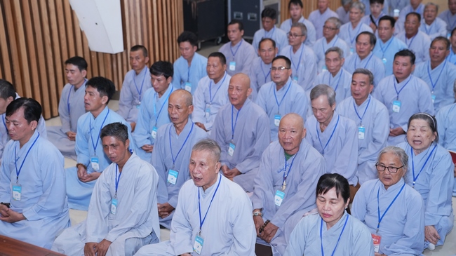 Khai khóa Khóa Tu Phật Thất lần thứ 109.
