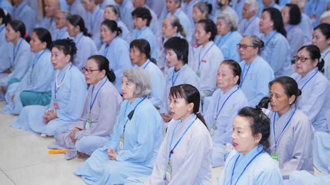 Khai khóa Khóa Tu Phật Thất lần thứ 109.
