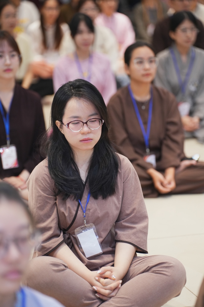 Khóa tu sinh viên “Hướng Về Phật Pháp”.