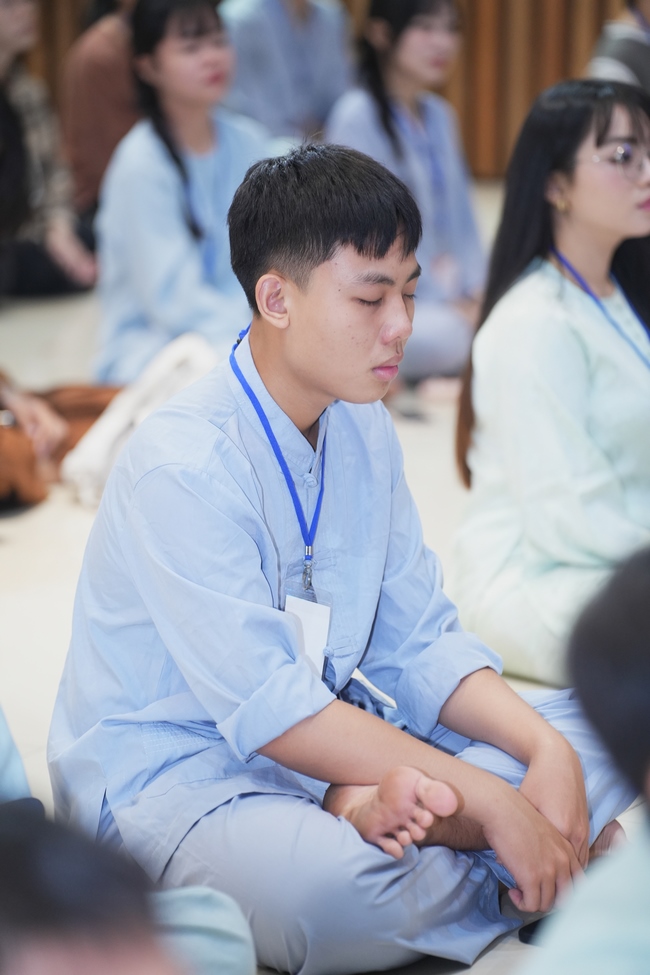 Khóa tu sinh viên “Hướng Về Phật Pháp”.