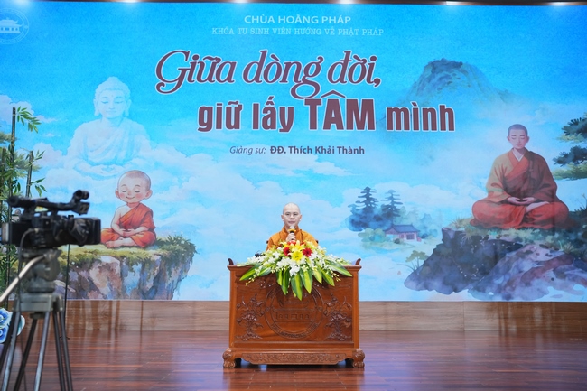 Khóa tu sinh viên “Hướng Về Phật Pháp”.