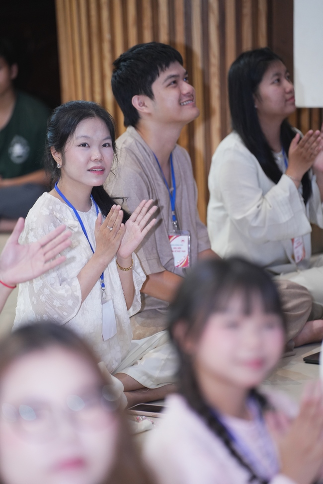 Khóa tu sinh viên “Hướng Về Phật Pháp”.