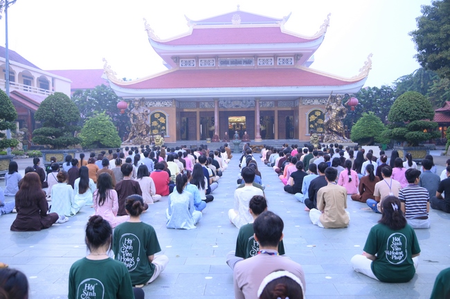 Khóa tu sinh viên “Hướng Về Phật Pháp”.