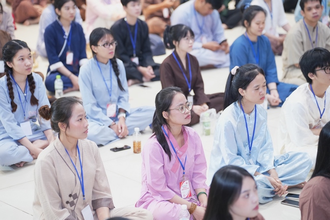 Khóa tu sinh viên “Hướng Về Phật Pháp”.