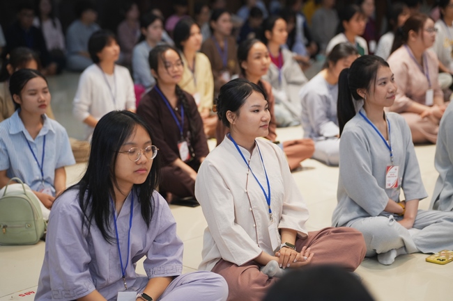 Khóa tu sinh viên “Hướng Về Phật Pháp”.