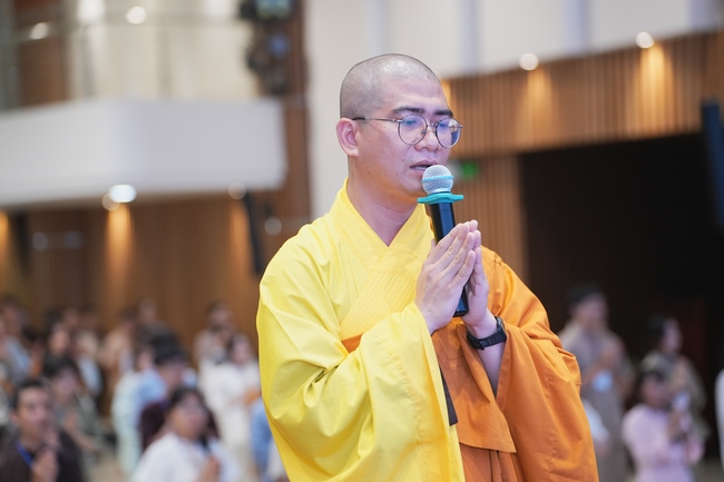 Khóa tu sinh viên “Hướng Về Phật Pháp”.