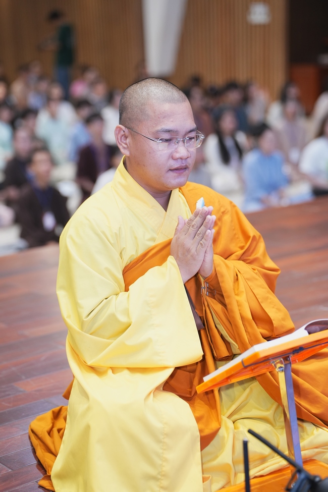 Khóa tu sinh viên “Hướng Về Phật Pháp”.