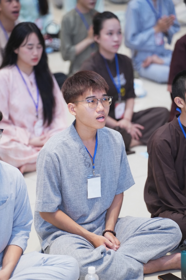 Khóa tu sinh viên “Hướng Về Phật Pháp”.