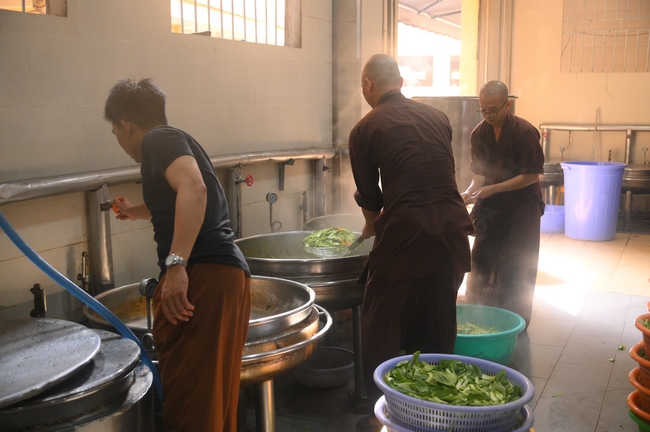 Khóa tu sinh viên “Hướng Về Phật Pháp”.