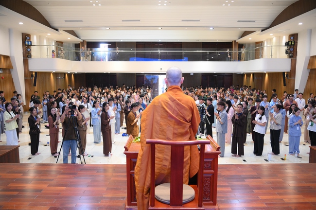 Khóa tu sinh viên “Hướng Về Phật Pháp”.
