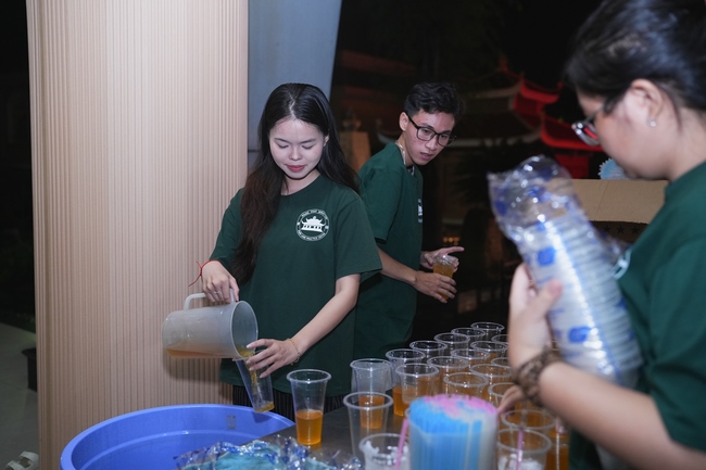 CHƯƠNG TRÌNH ĐÊM THIỀN NHẠC TRUNG THU “ÔN LẠI LỜI PHẬT DẠY”TRƯỚC THỀM KHÓA TU “SINH VIÊN HƯỚNG VỀ PHẬT PHÁP”.
