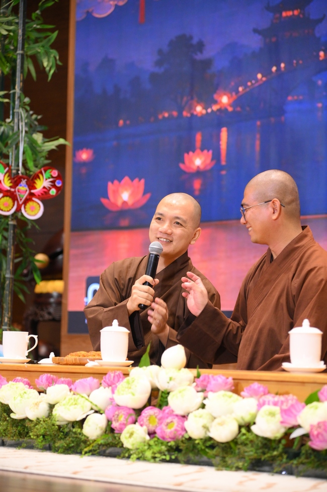CHƯƠNG TRÌNH ĐÊM THIỀN NHẠC TRUNG THU “ÔN LẠI LỜI PHẬT DẠY”TRƯỚC THỀM KHÓA TU “SINH VIÊN HƯỚNG VỀ PHẬT PHÁP”.