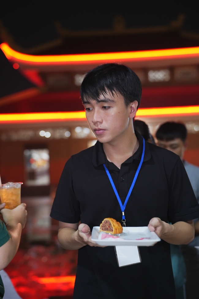 CHƯƠNG TRÌNH ĐÊM THIỀN NHẠC TRUNG THU “ÔN LẠI LỜI PHẬT DẠY”TRƯỚC THỀM KHÓA TU “SINH VIÊN HƯỚNG VỀ PHẬT PHÁP”.