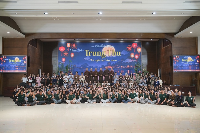 CHƯƠNG TRÌNH ĐÊM THIỀN NHẠC TRUNG THU “ÔN LẠI LỜI PHẬT DẠY”TRƯỚC THỀM KHÓA TU “SINH VIÊN HƯỚNG VỀ PHẬT PHÁP”.