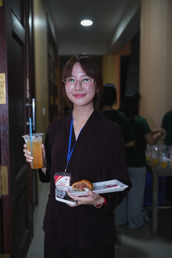 CHƯƠNG TRÌNH ĐÊM THIỀN NHẠC TRUNG THU “ÔN LẠI LỜI PHẬT DẠY”TRƯỚC THỀM KHÓA TU “SINH VIÊN HƯỚNG VỀ PHẬT PHÁP”.