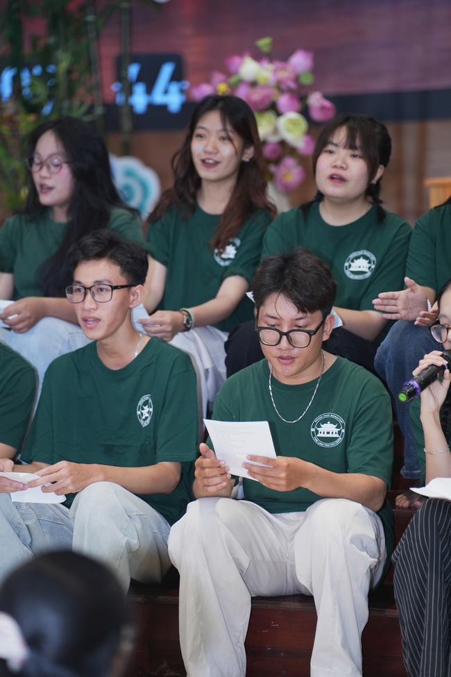 CHƯƠNG TRÌNH ĐÊM THIỀN NHẠC TRUNG THU “ÔN LẠI LỜI PHẬT DẠY”TRƯỚC THỀM KHÓA TU “SINH VIÊN HƯỚNG VỀ PHẬT PHÁP”.