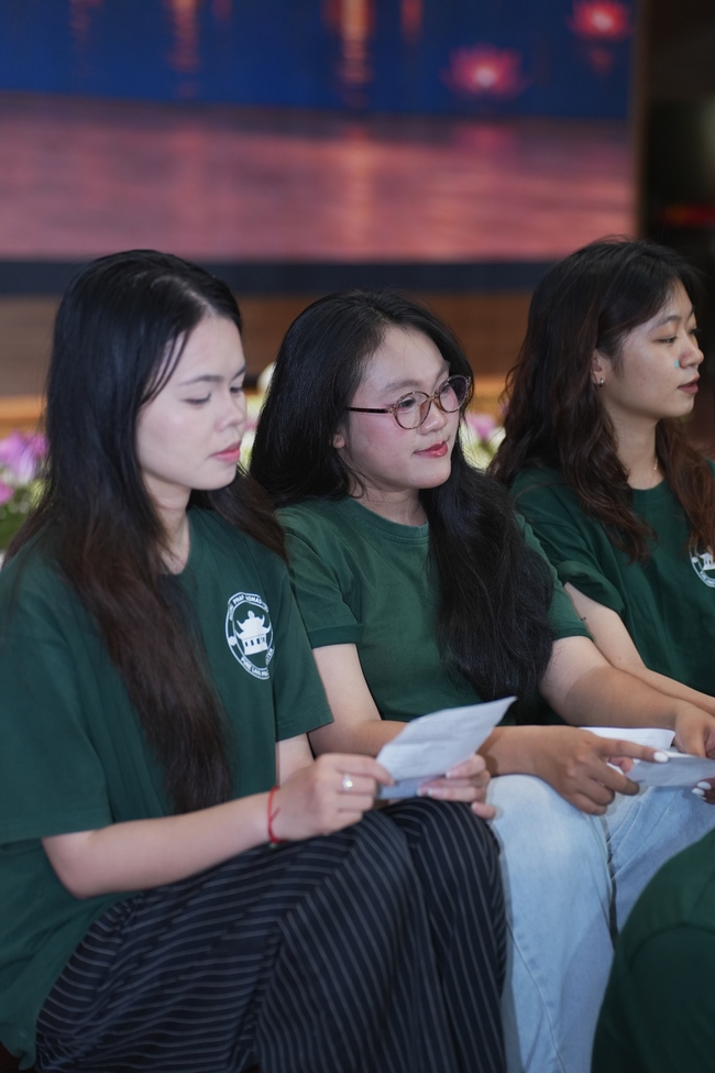 CHƯƠNG TRÌNH ĐÊM THIỀN NHẠC TRUNG THU “ÔN LẠI LỜI PHẬT DẠY”TRƯỚC THỀM KHÓA TU “SINH VIÊN HƯỚNG VỀ PHẬT PHÁP”.