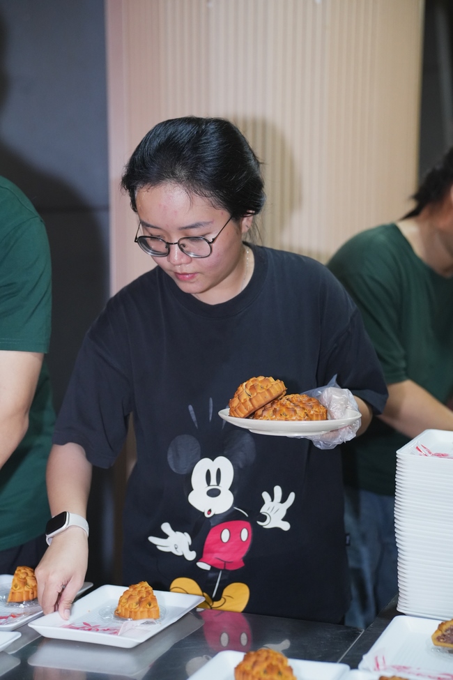 CHƯƠNG TRÌNH ĐÊM THIỀN NHẠC TRUNG THU “ÔN LẠI LỜI PHẬT DẠY”TRƯỚC THỀM KHÓA TU “SINH VIÊN HƯỚNG VỀ PHẬT PHÁP”.