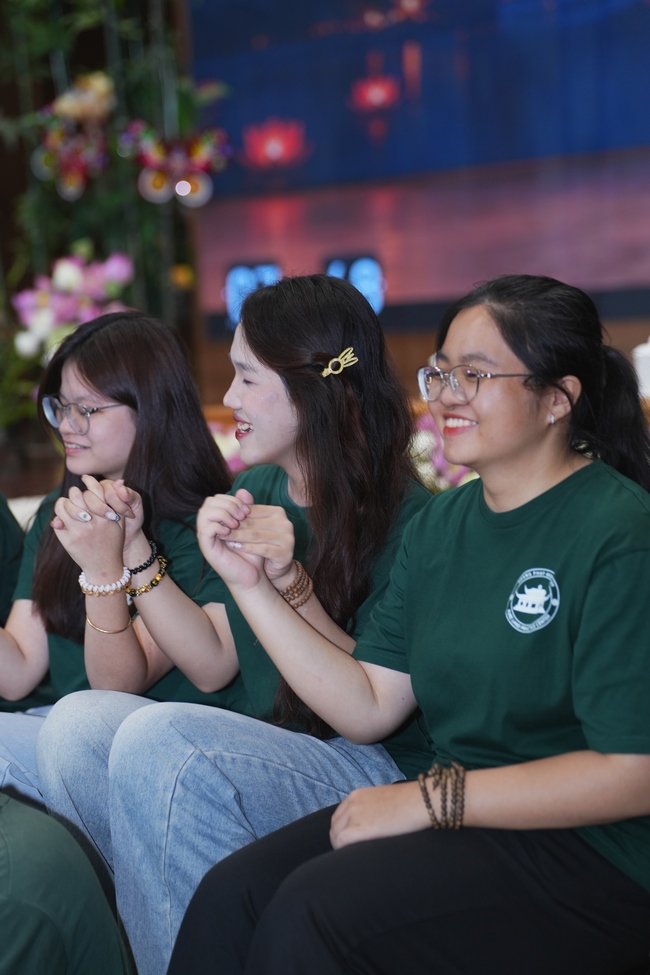 CHƯƠNG TRÌNH ĐÊM THIỀN NHẠC TRUNG THU “ÔN LẠI LỜI PHẬT DẠY”TRƯỚC THỀM KHÓA TU “SINH VIÊN HƯỚNG VỀ PHẬT PHÁP”.