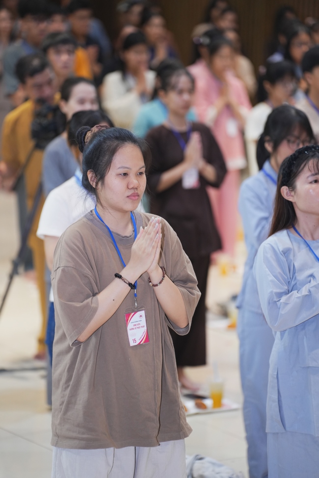 CHƯƠNG TRÌNH ĐÊM THIỀN NHẠC TRUNG THU “ÔN LẠI LỜI PHẬT DẠY”TRƯỚC THỀM KHÓA TU “SINH VIÊN HƯỚNG VỀ PHẬT PHÁP”.