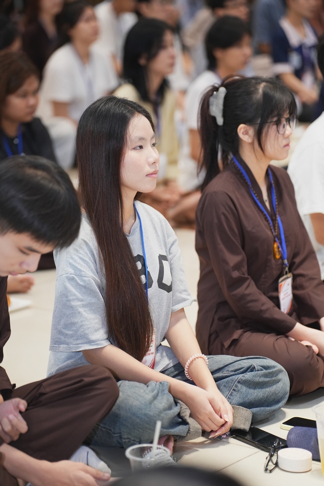 CHƯƠNG TRÌNH ĐÊM THIỀN NHẠC TRUNG THU “ÔN LẠI LỜI PHẬT DẠY”TRƯỚC THỀM KHÓA TU “SINH VIÊN HƯỚNG VỀ PHẬT PHÁP”.