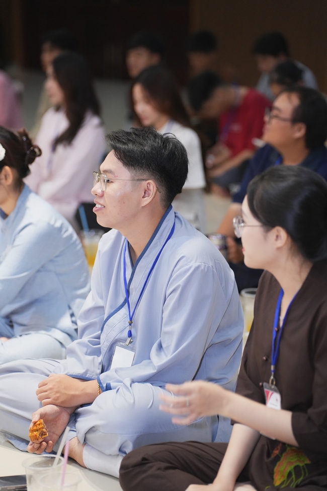 CHƯƠNG TRÌNH ĐÊM THIỀN NHẠC TRUNG THU “ÔN LẠI LỜI PHẬT DẠY”TRƯỚC THỀM KHÓA TU “SINH VIÊN HƯỚNG VỀ PHẬT PHÁP”.