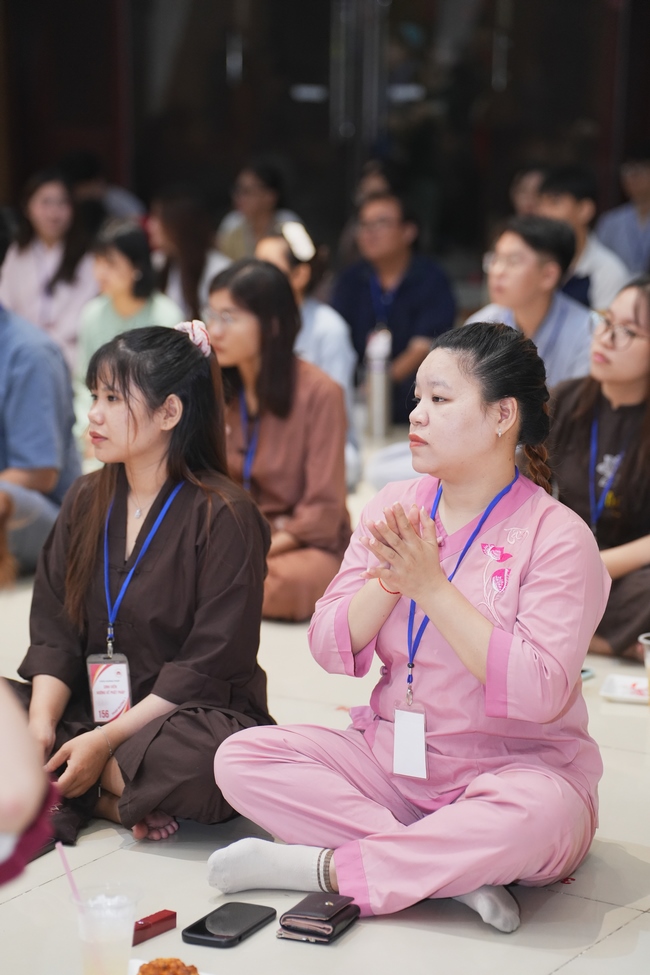 CHƯƠNG TRÌNH ĐÊM THIỀN NHẠC TRUNG THU “ÔN LẠI LỜI PHẬT DẠY”TRƯỚC THỀM KHÓA TU “SINH VIÊN HƯỚNG VỀ PHẬT PHÁP”.