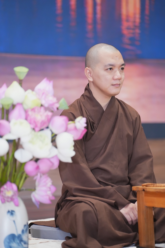 CHƯƠNG TRÌNH ĐÊM THIỀN NHẠC TRUNG THU “ÔN LẠI LỜI PHẬT DẠY”TRƯỚC THỀM KHÓA TU “SINH VIÊN HƯỚNG VỀ PHẬT PHÁP”.